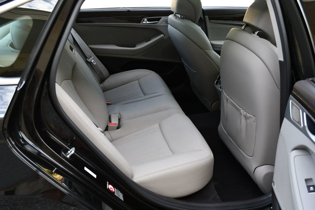 Used 2018 Genesis G80 3.8 w/ Option Group 02 RWD image 17