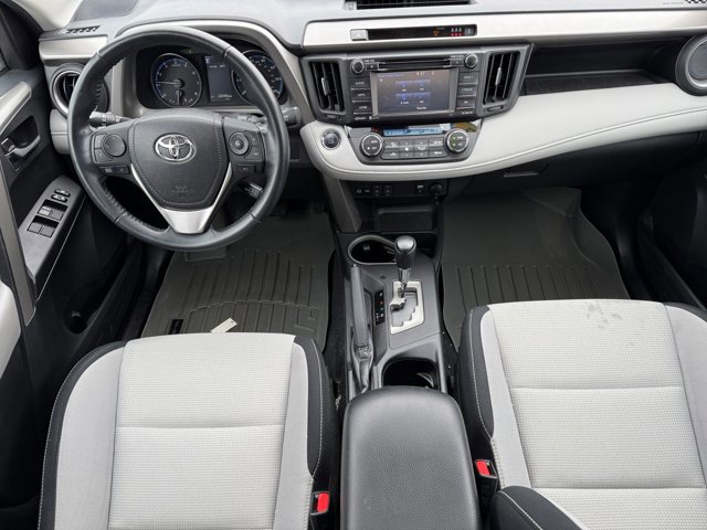 Used 2018 Toyota RAV4 XLE image 14
