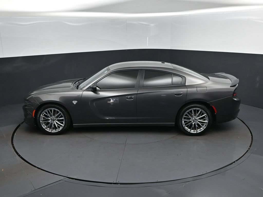Used 2020 Dodge Charger SXT w/ Blacktop Package RWD image 32