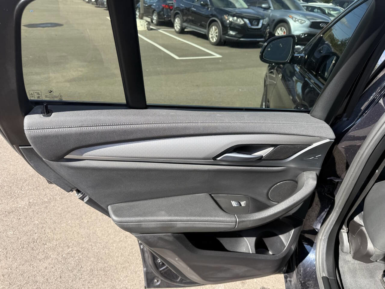 Used 2021 BMW X4 xDrive30i w/ M Sport Package image 15