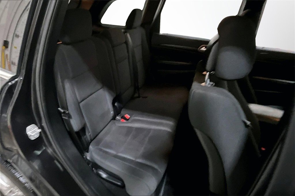 Used 2015 Jeep Grand Cherokee Laredo image 24