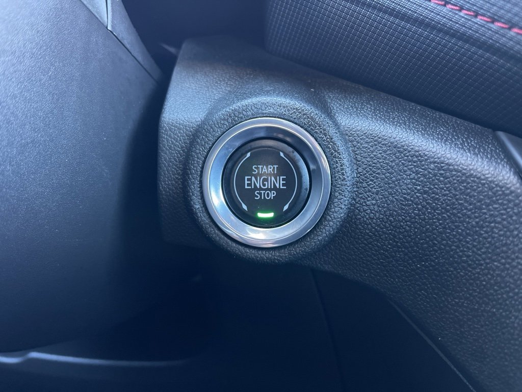 Used 2023 Chevrolet TrailBlazer RS w/ Sun and Liftgate Package image 13