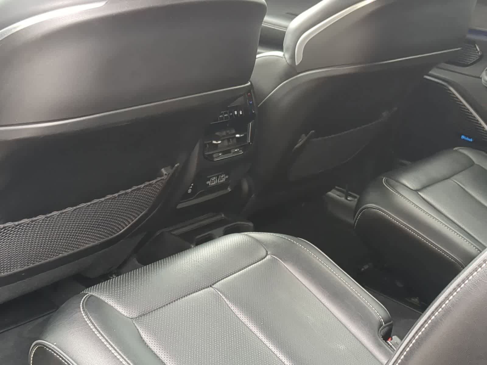Certified 2023 Jeep Grand Cherokee L Overland w/ Advanced Protech Group III AWD/4WD image 18