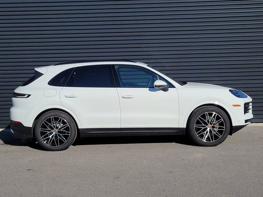 New 2026 Porsche Cayenne AWD/4WD image 8