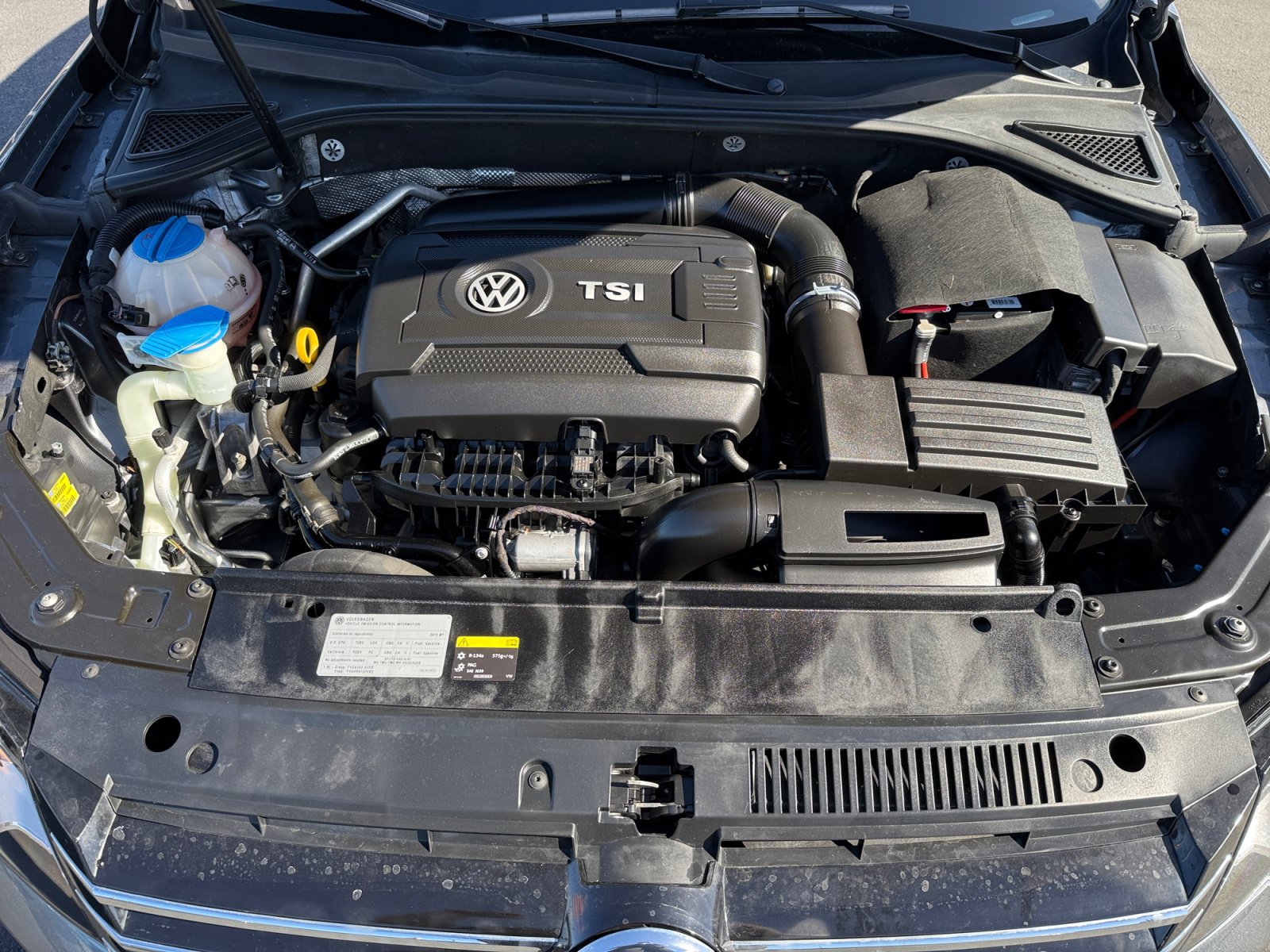 Used 2015 Volkswagen Passat 1.8T Limited Edition FWD image 20