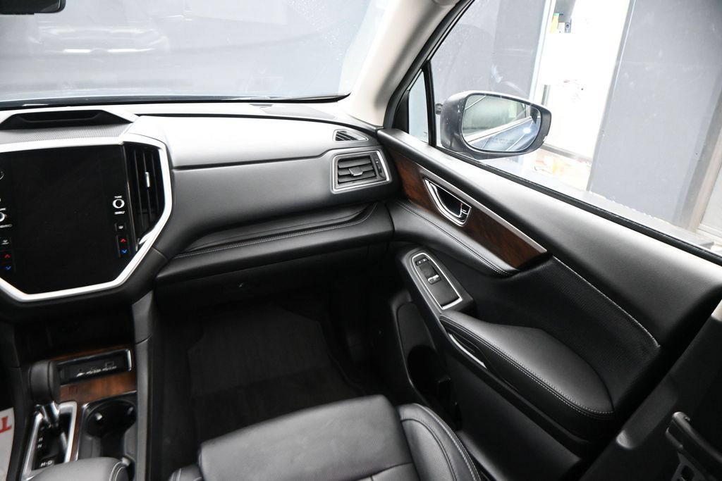 Used 2024 Subaru Ascent Touring AWD/4WD image 24