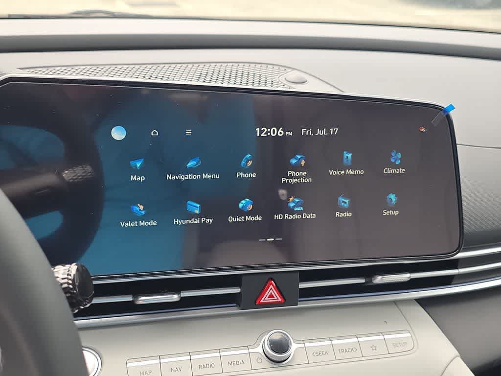 New 2026 Hyundai Elantra Limited FWD image 30