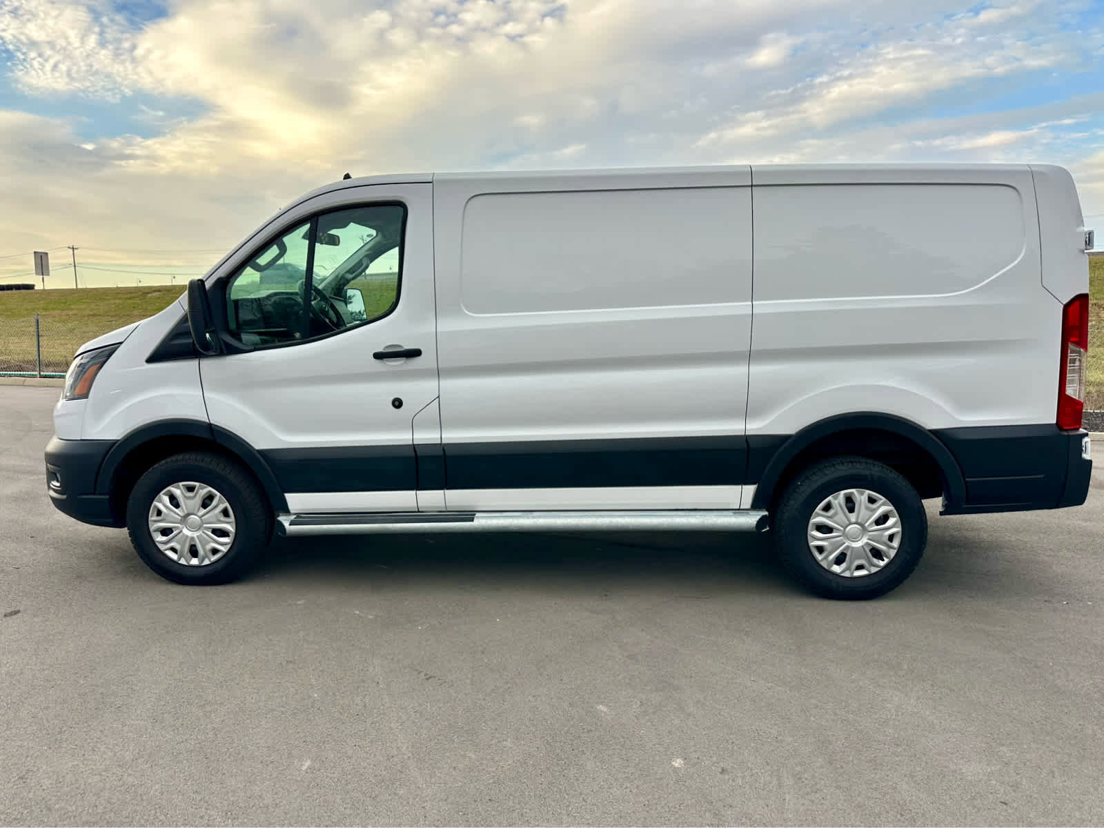 Used 2024 Ford Transit 250 Low Roof w/ Exterior Upgrade Package image 8