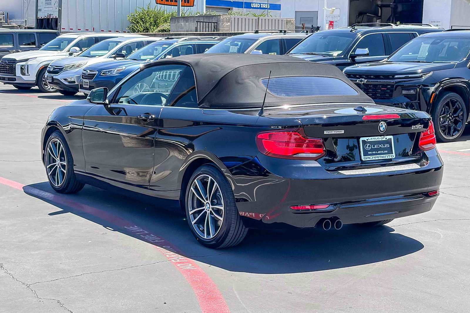 Used 2018 BMW 230i Convertible RWD image 2