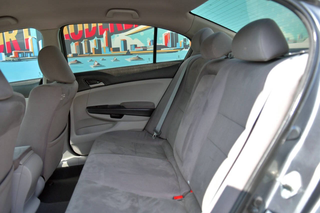 Used 2012 Honda Accord LX image 13