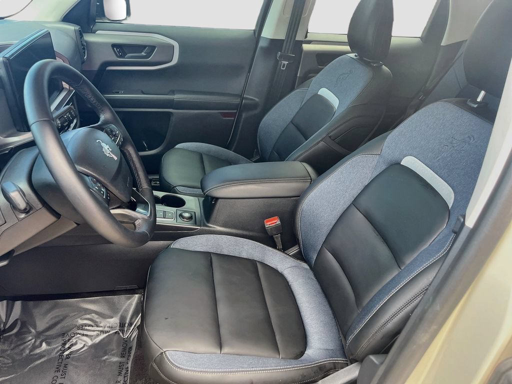 Used 2025 Ford Bronco Sport Outer Banks AWD/4WD image 21