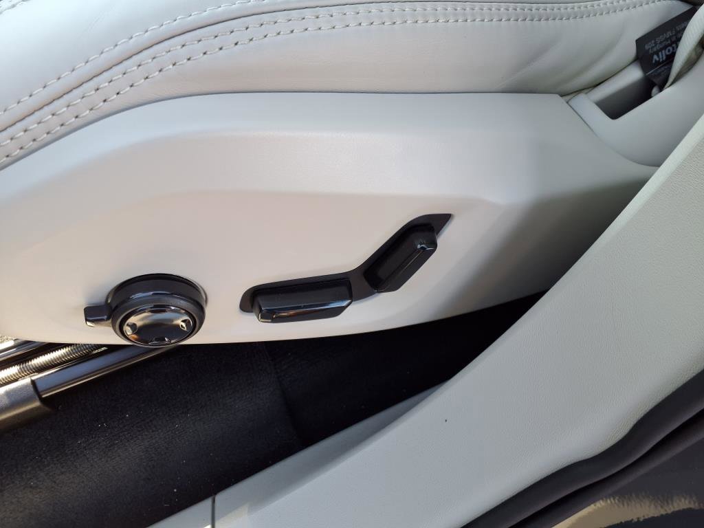 New 2026 Volvo XC90 B6 Ultra w/ Protection Package Premier image 14