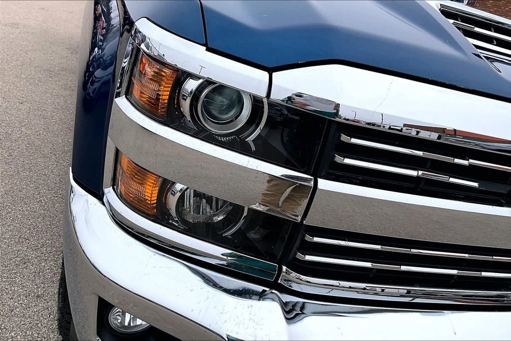 Used 2019 Chevrolet Silverado 2500 LTZ w/ Duramax Plus Package image 28
