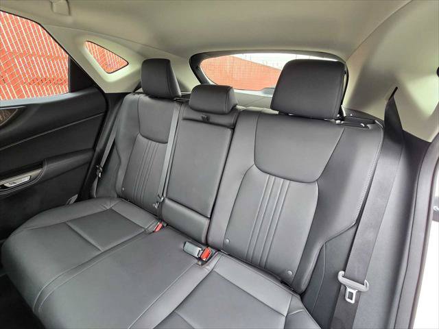 Used 2022 Lexus NX 350h AWD w/ Towing Package (2000 Lbs) image 17