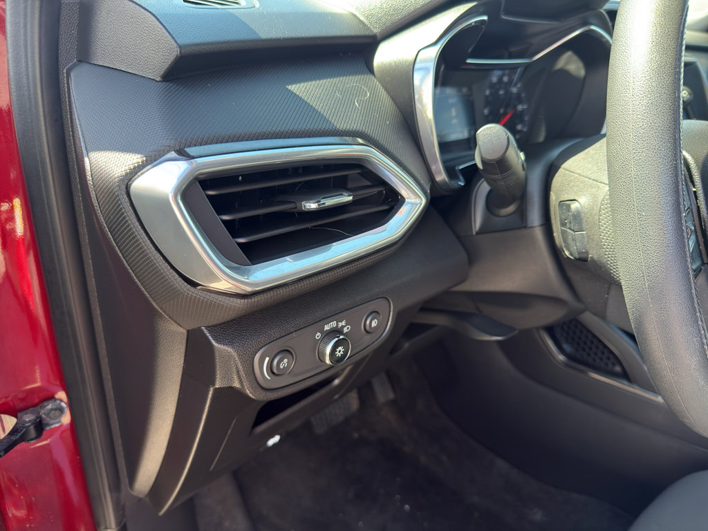 Used 2023 Chevrolet TrailBlazer LT FWD image 14