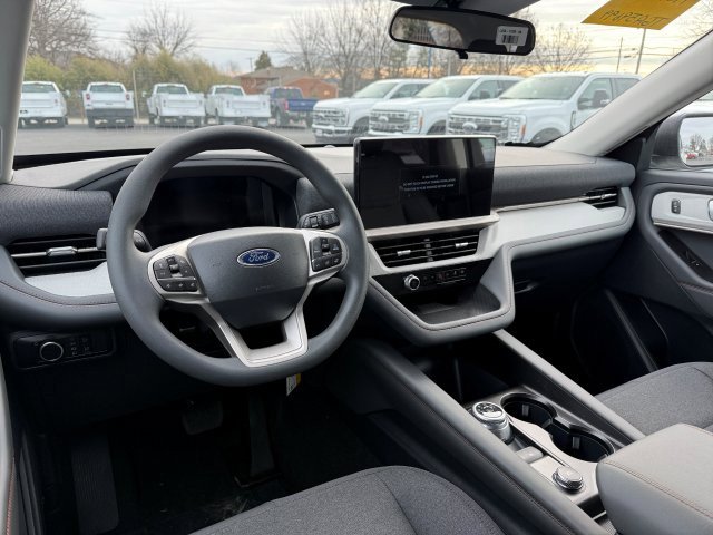 New 2026 Ford Explorer Active RWD image 16