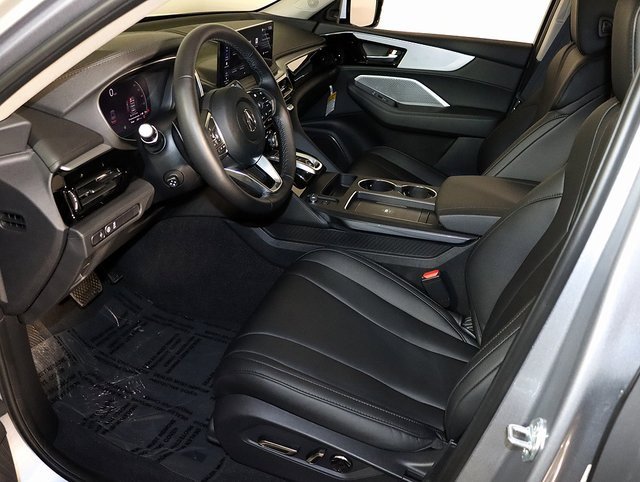 Used 2026 Acura MDX SH-AWD image 12