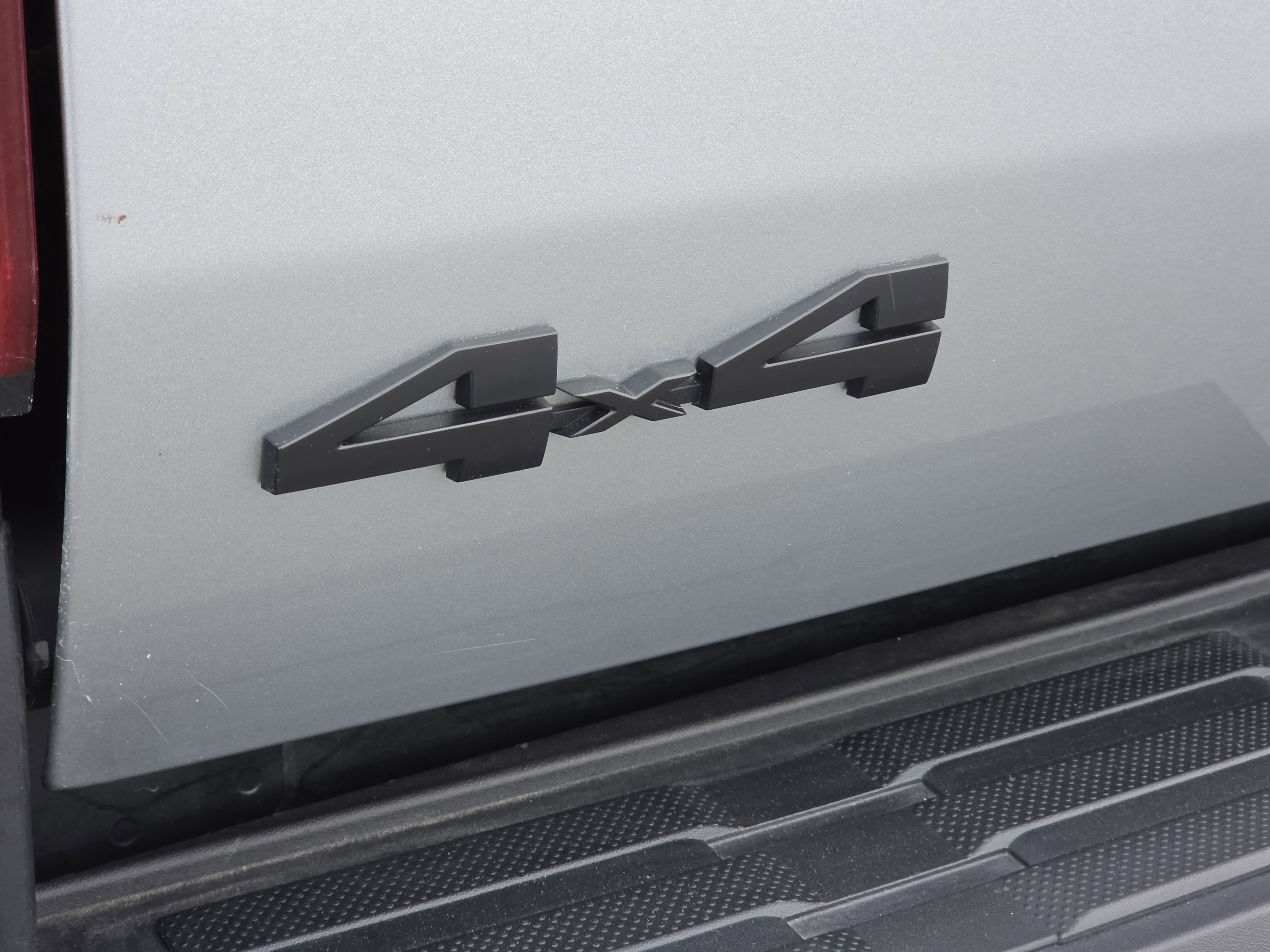 Used 2025 Toyota Tacoma TRD Off-Road AWD/4WD image 6