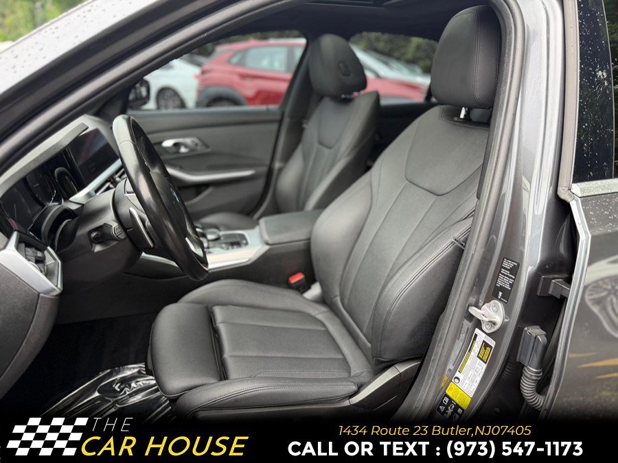 Used 2021 BMW 330i xDrive Sedan w/ Convenience Package AWD/4WD image 16