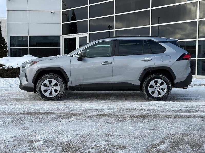 Used 2020 Toyota RAV4 LE w/ Carpet Mat Package image 6