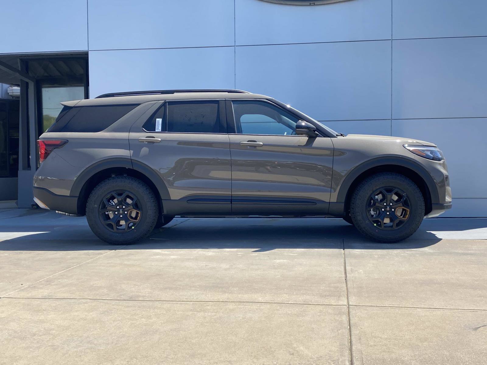 New 2026 Ford Explorer Tremor w/ Tremor Ultimate Package AWD/4WD image 3