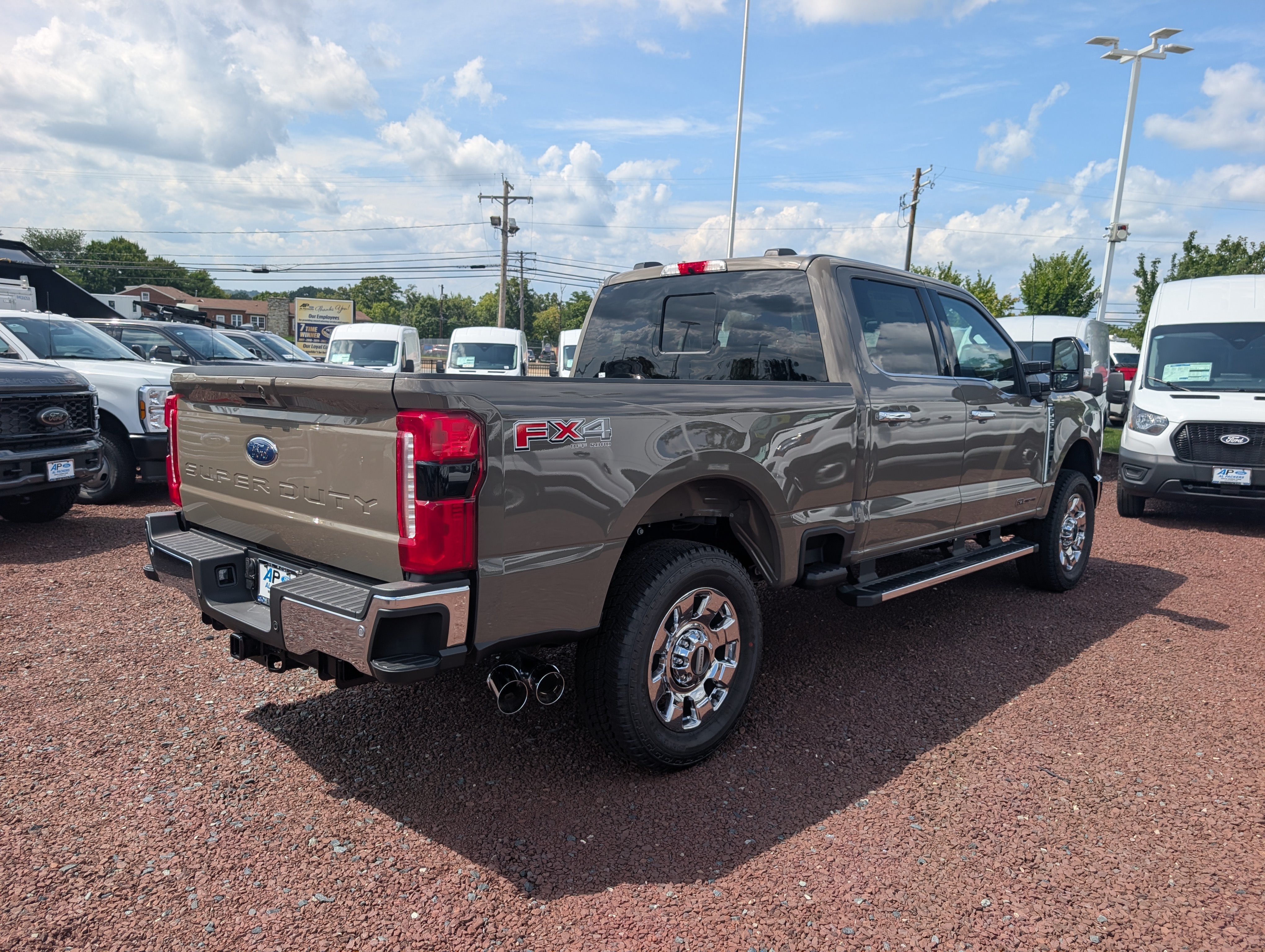 New 2026 Ford F250 Lariat w/ Chrome Package AWD/4WD image 2