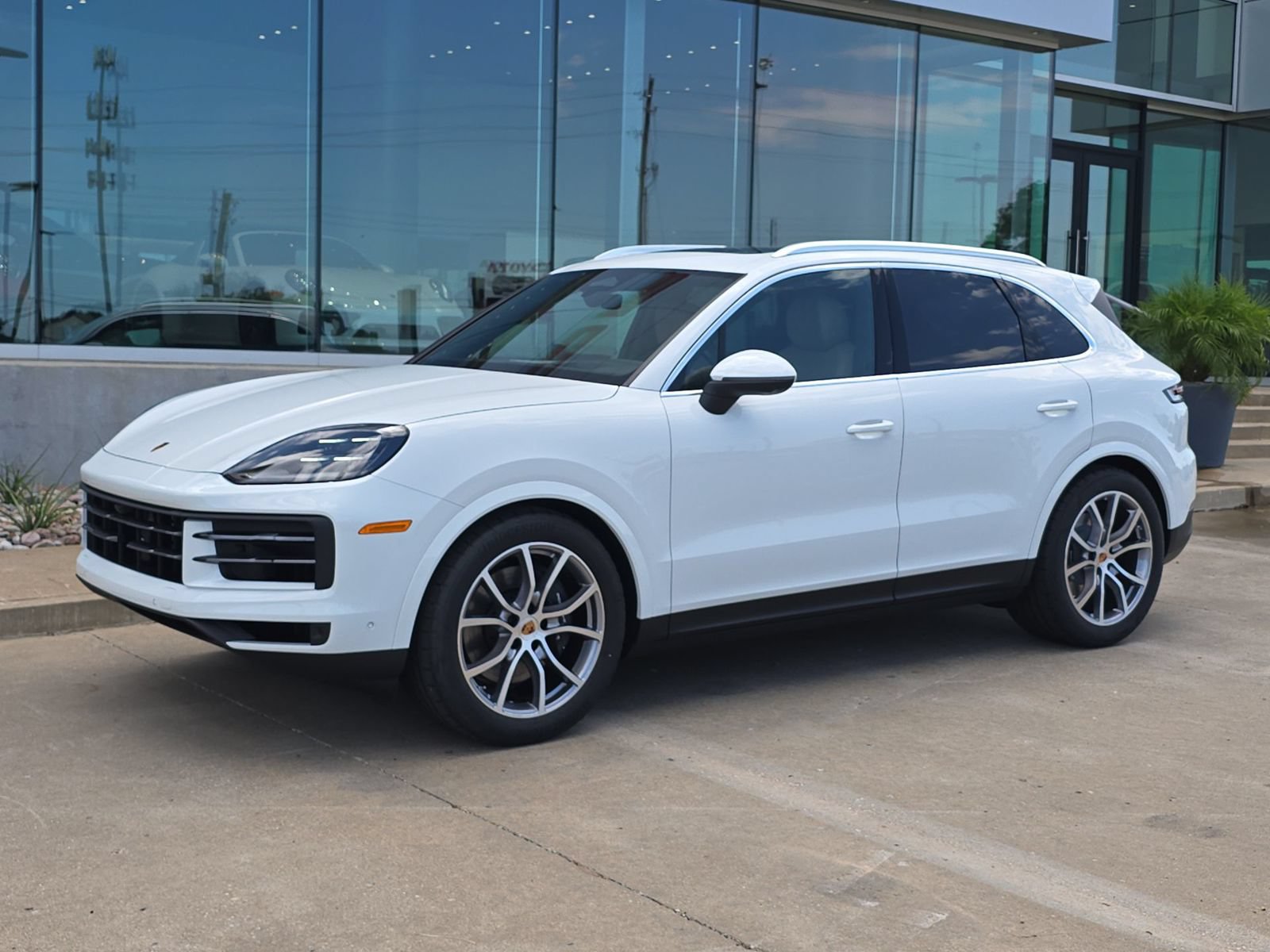 New 2026 Porsche Cayenne AWD/4WD image 1