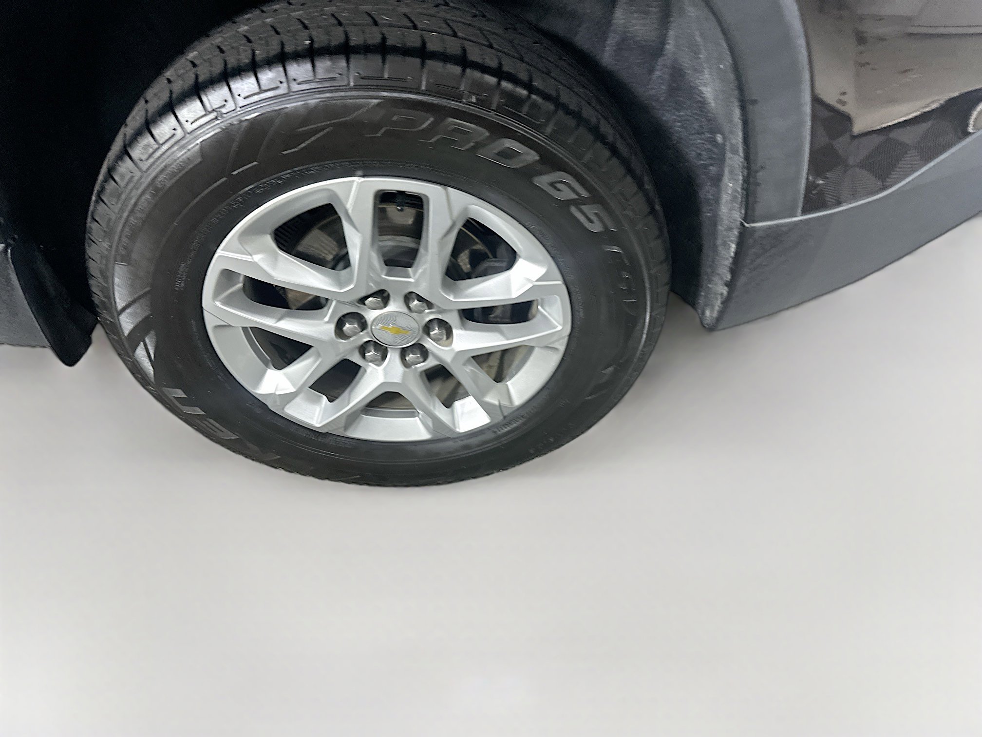 Used 2019 Chevrolet Traverse LT w/ LPO, Floor Liner Package image 11