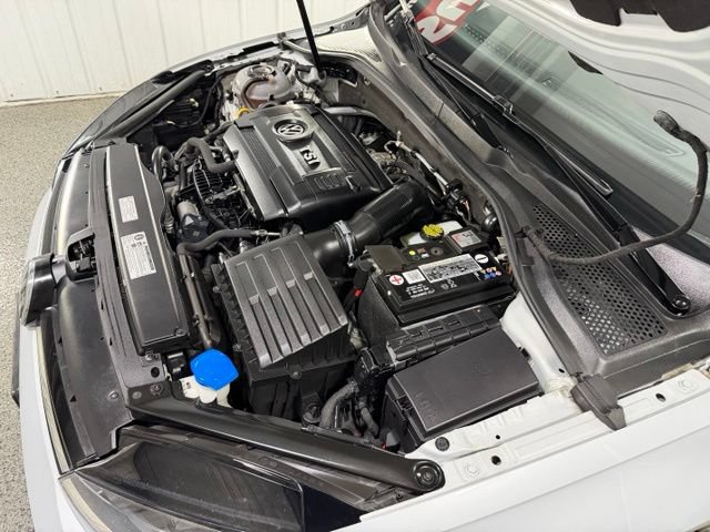 Used 2018 Volkswagen Golf S AWD/4WD image 24