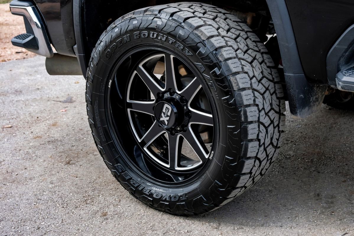 Used 2020 Chevrolet Silverado 2500 LTZ w/ LTZ Texas Edition image 53