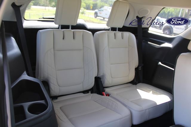 Used 2017 Ford Explorer Platinum AWD/4WD image 14