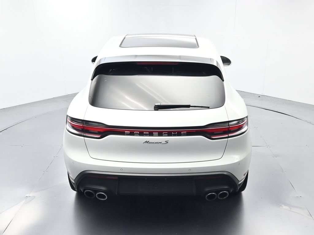 Certified 2024 Porsche Macan S AWD/4WD image 37