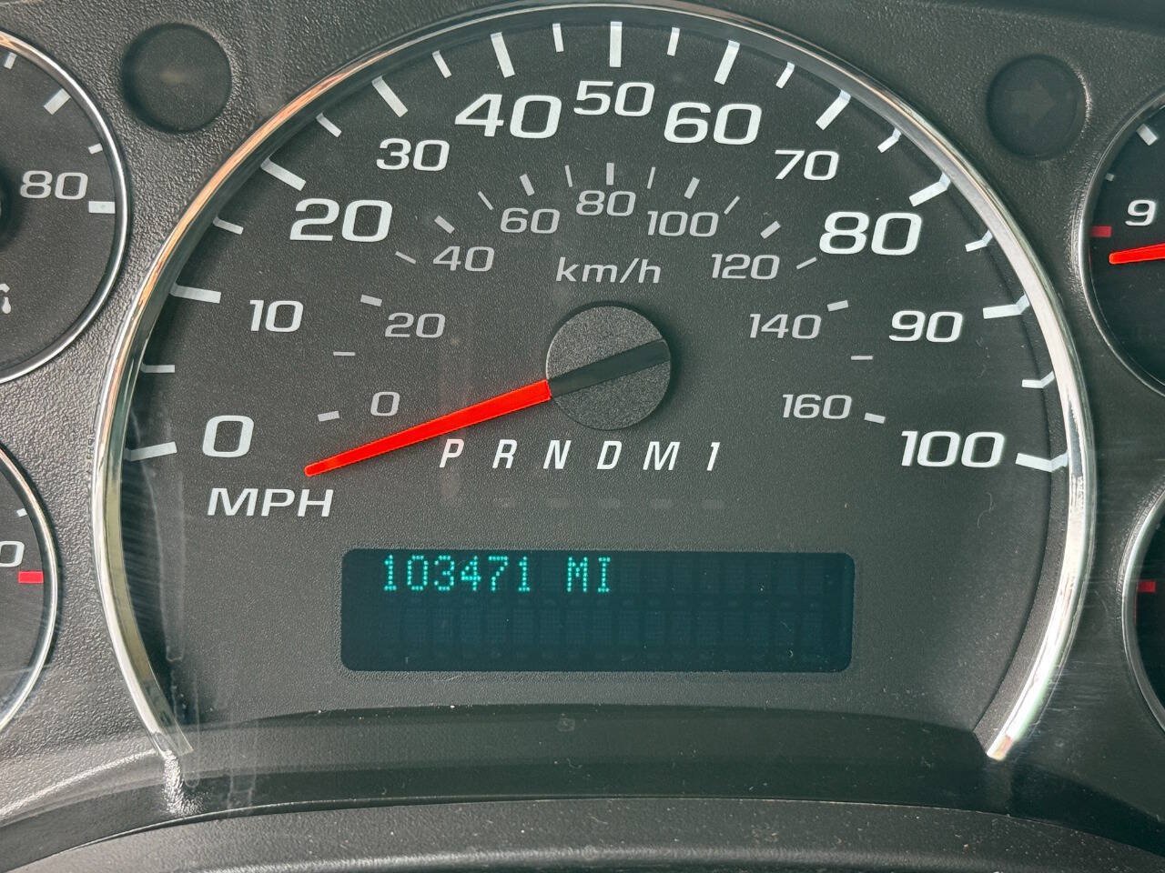 Used 2020 Chevrolet Express 2500 w/ Communications Package RWD image 19