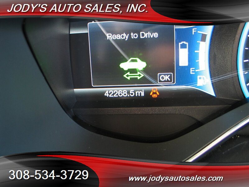Used 2017 Ford C-MAX SE FWD image 17
