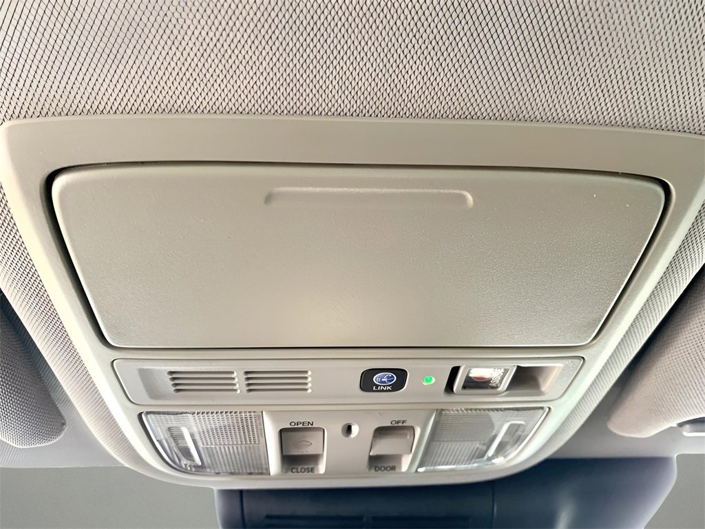 Used 2018 Honda Accord Touring image 37