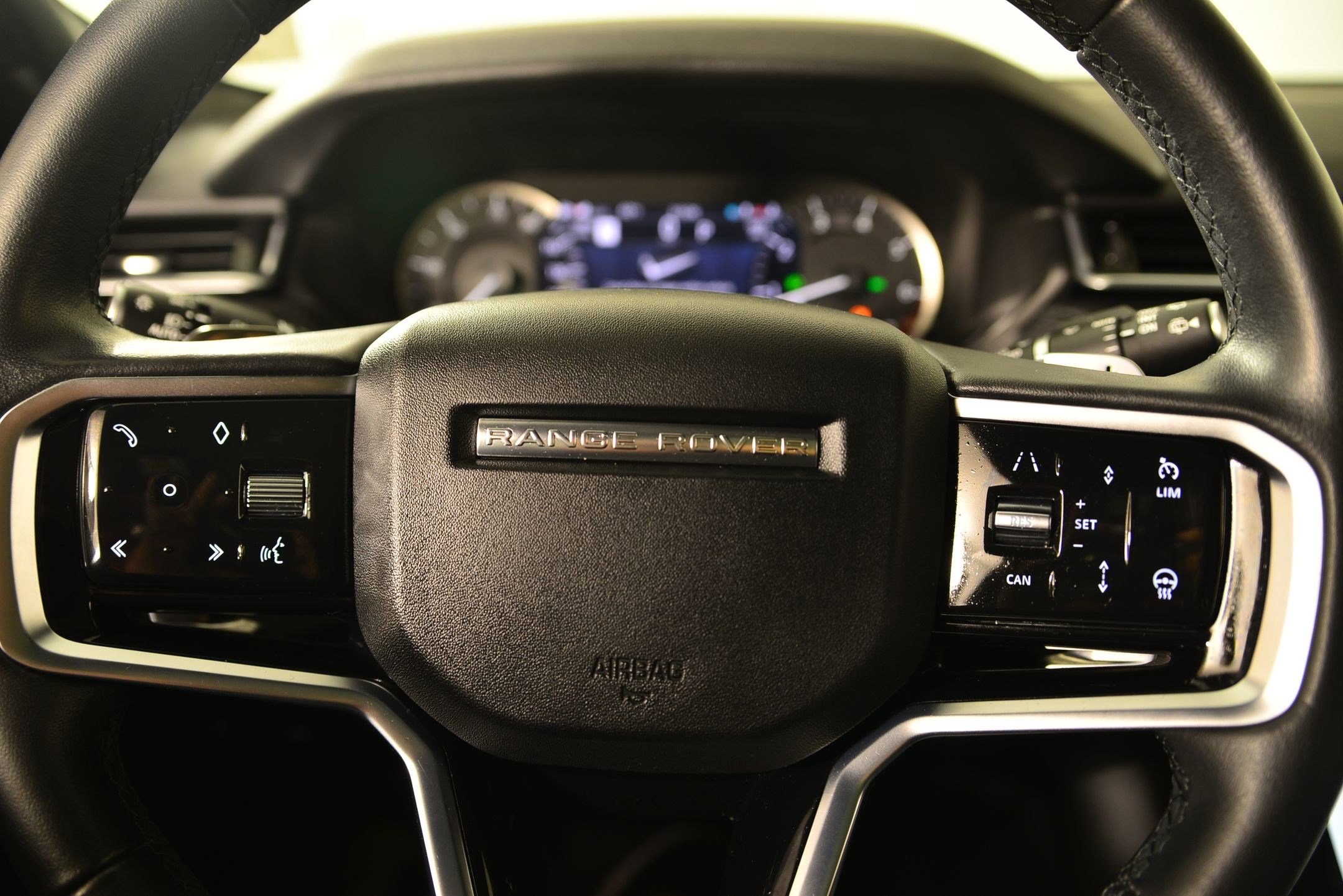 Used 2023 Land Rover Range Rover Velar S image 15