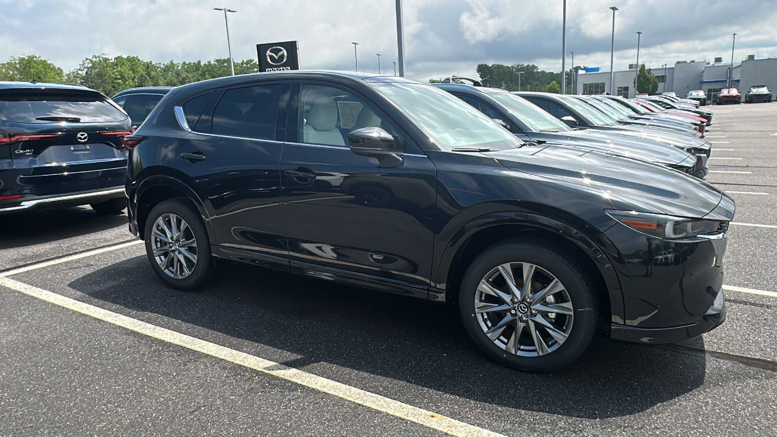 New 2025 MAZDA CX-5 AWD 2.5 S w/ Premium Plus Pkg image 2