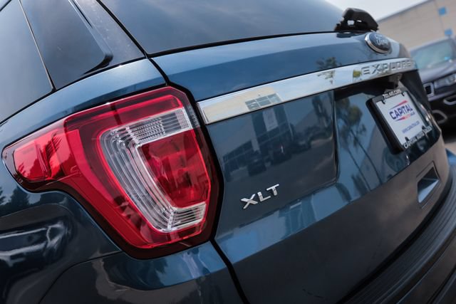 Used 2019 Ford Explorer XLT w/ Equipment Group 201A FWD image 12