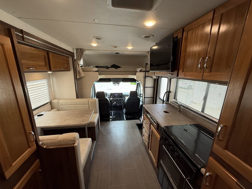 Used 2019 Mercedes-Benz Sprinter 170 image 69