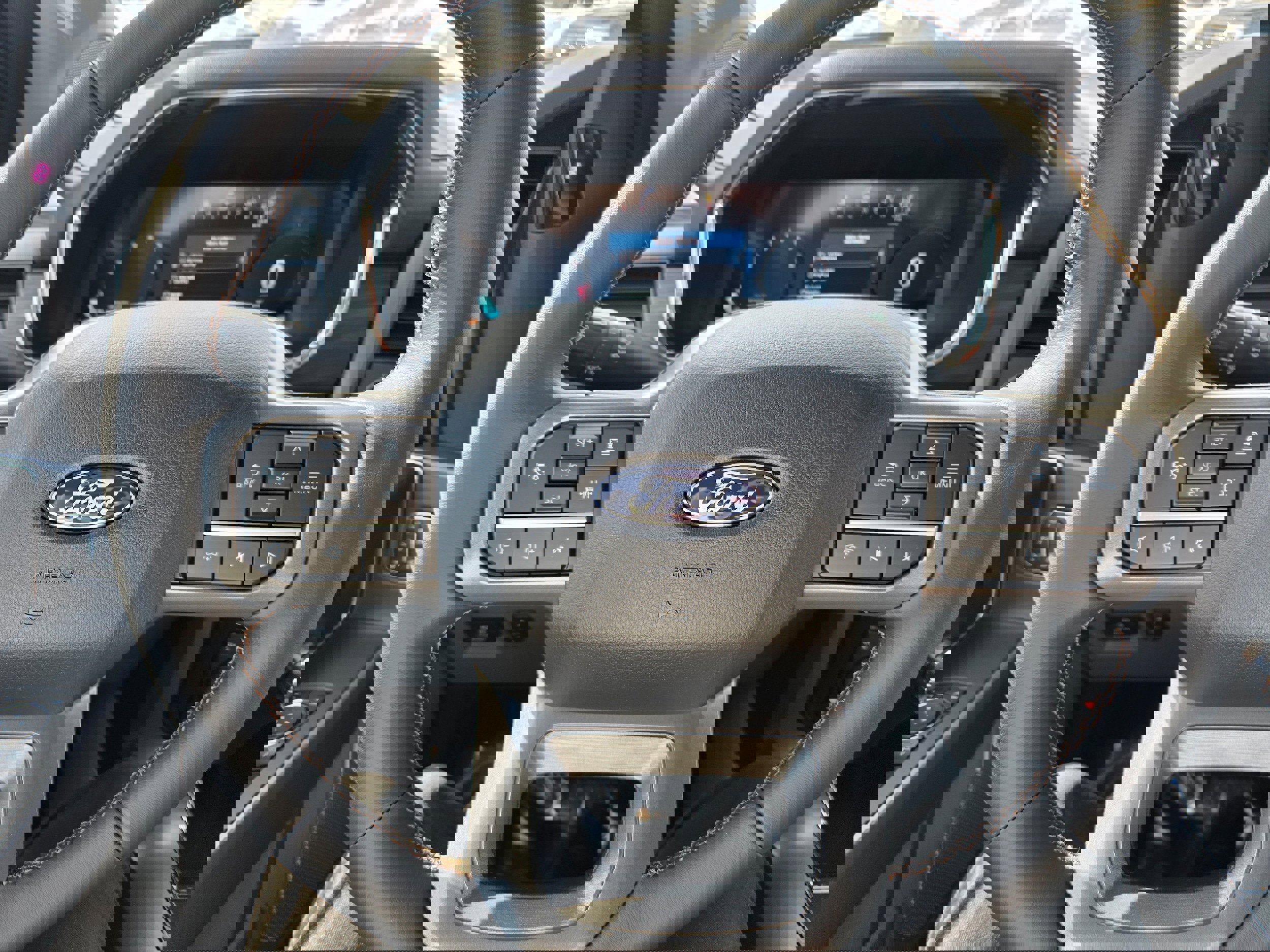 New 2026 Ford F150 Lariat w/ Equipment Group 501A Mid image 15