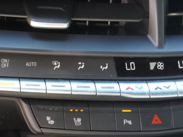 Used 2020 Cadillac CT4 Premium Luxury RWD image 26