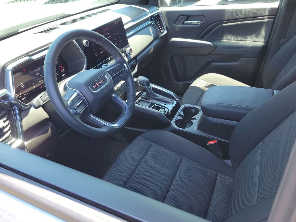 Used 2025 GMC Canyon Elevation w/ Convenience Package image 10