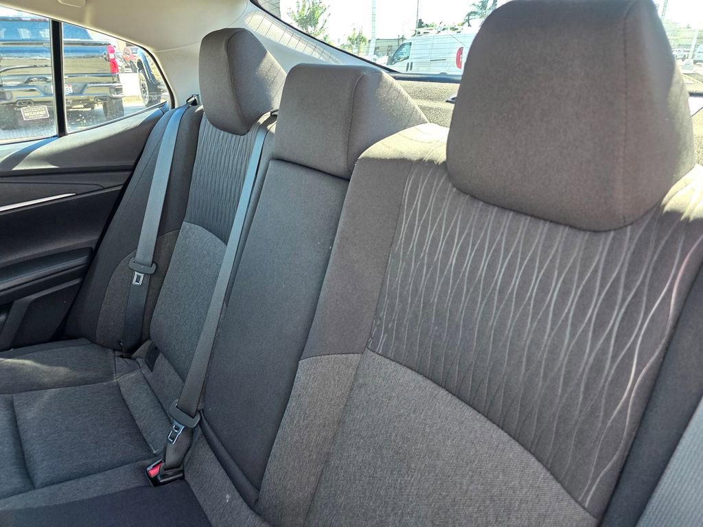 Used 2025 Toyota Camry LE image 16