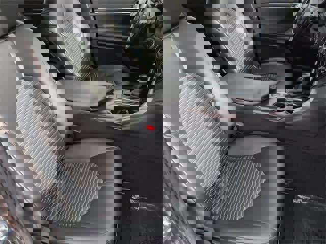 Used 2023 Toyota Camry SE image 22