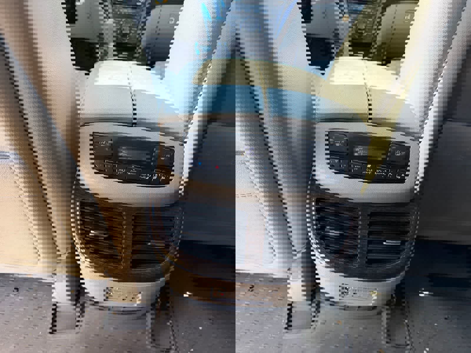 Used 2012 Acura MDX w/ Technology & Entertainment image 16