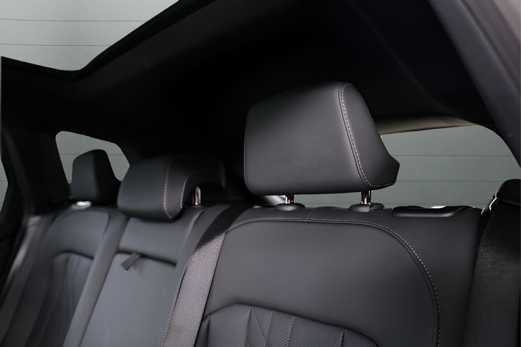 Used 2025 BMW X3 xDrive30i image 53