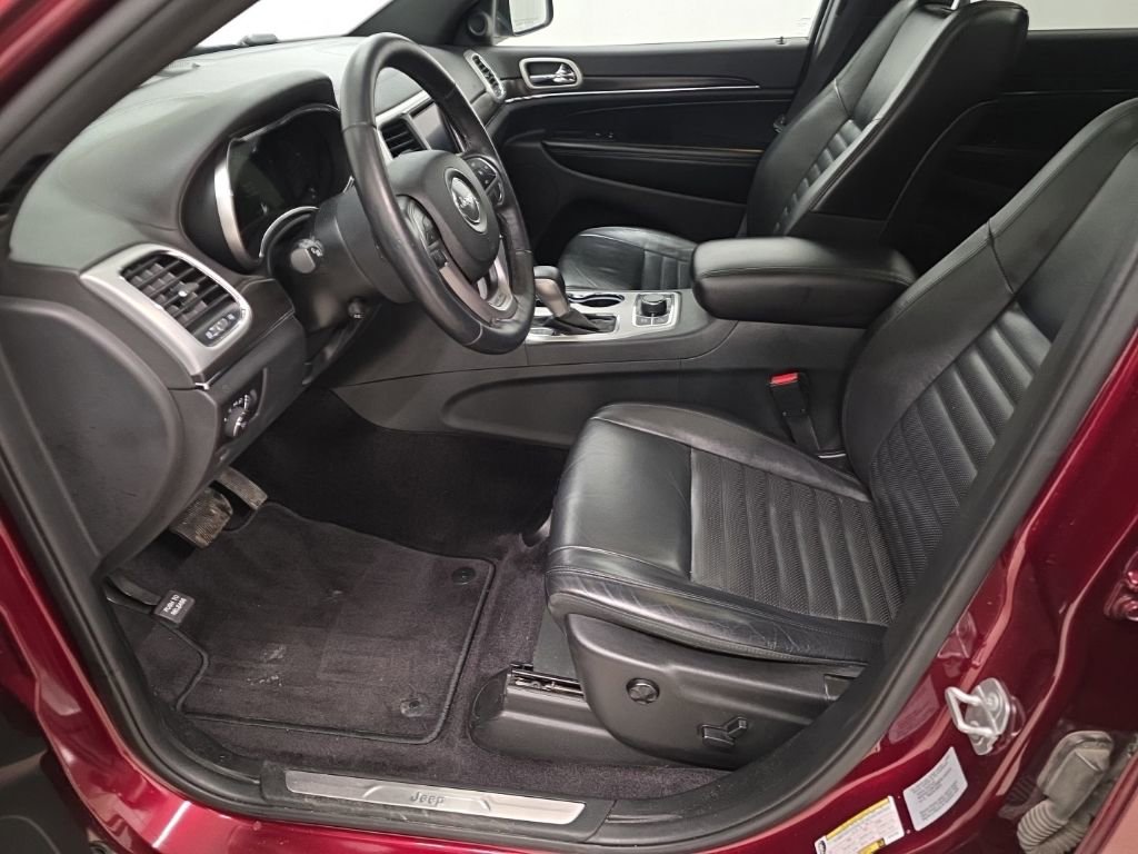 Used 2018 Jeep Grand Cherokee Limited image 13
