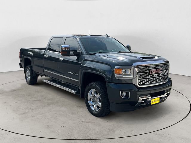 Used 2018 GMC Sierra 3500 Denali w/ Duramax Plus Package AWD/4WD image 7