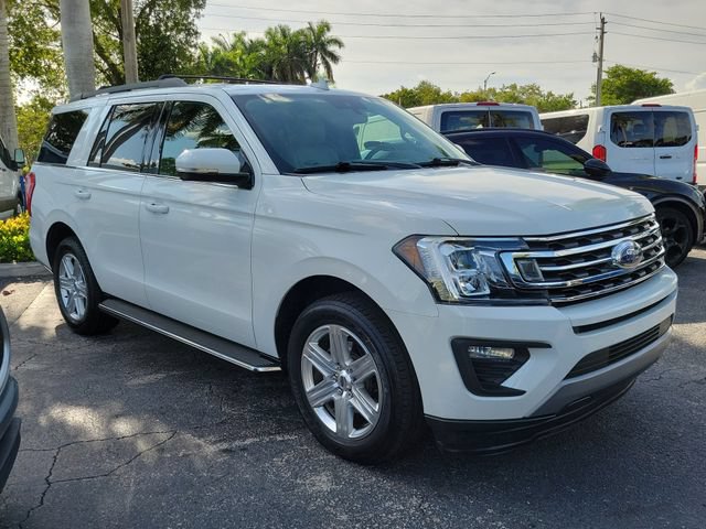 Used 2020 Ford Expedition XLT w/ Equipment Group 202A RWD image 2