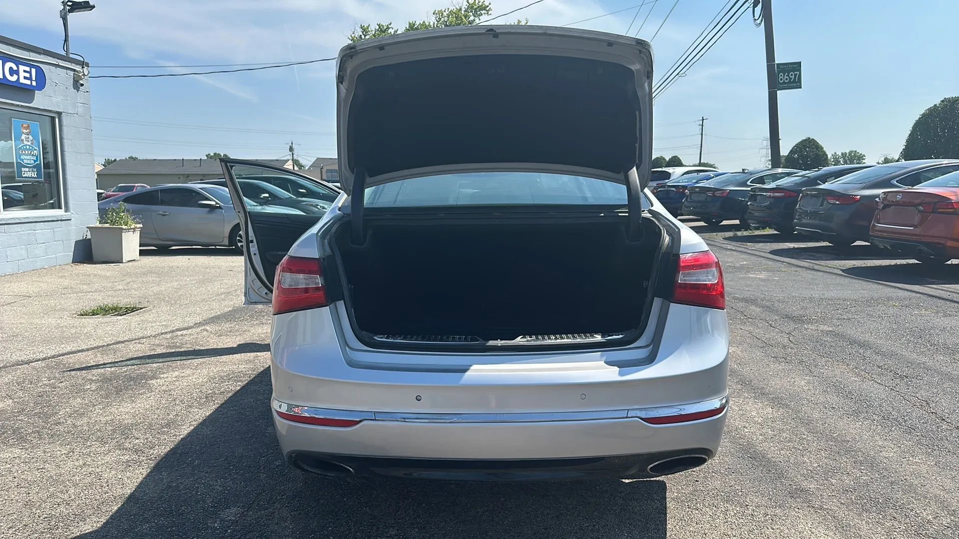 Used 2016 Kia Cadenza Premium image 18